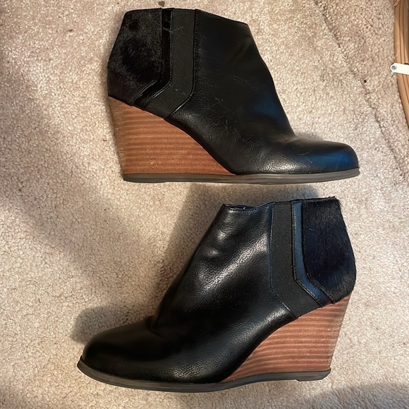 Dr Scholls Bootie - Picture 3 of 5